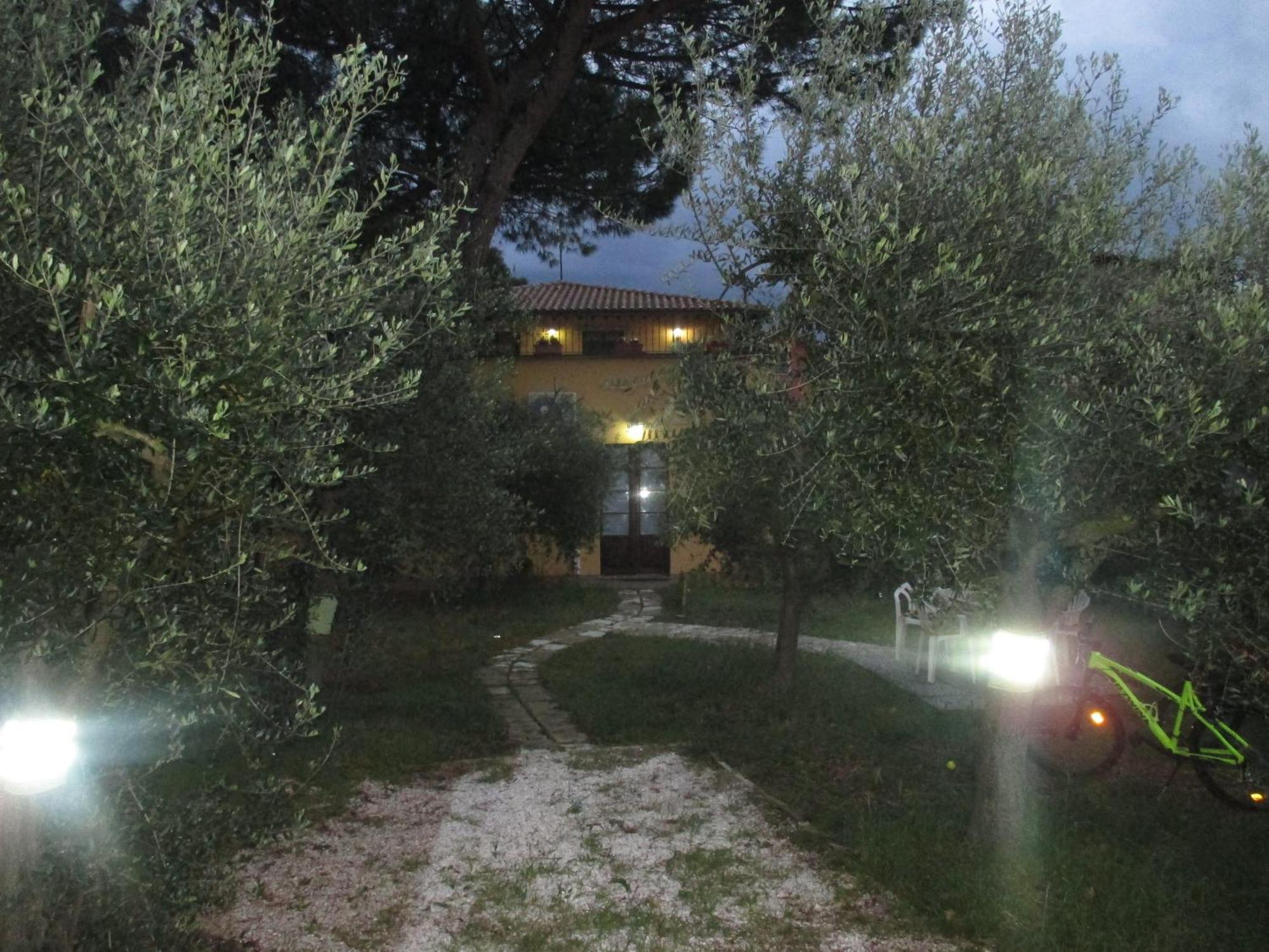 Relais"La Cappuccina" Rooms&Apartments Assisi Exterior photo